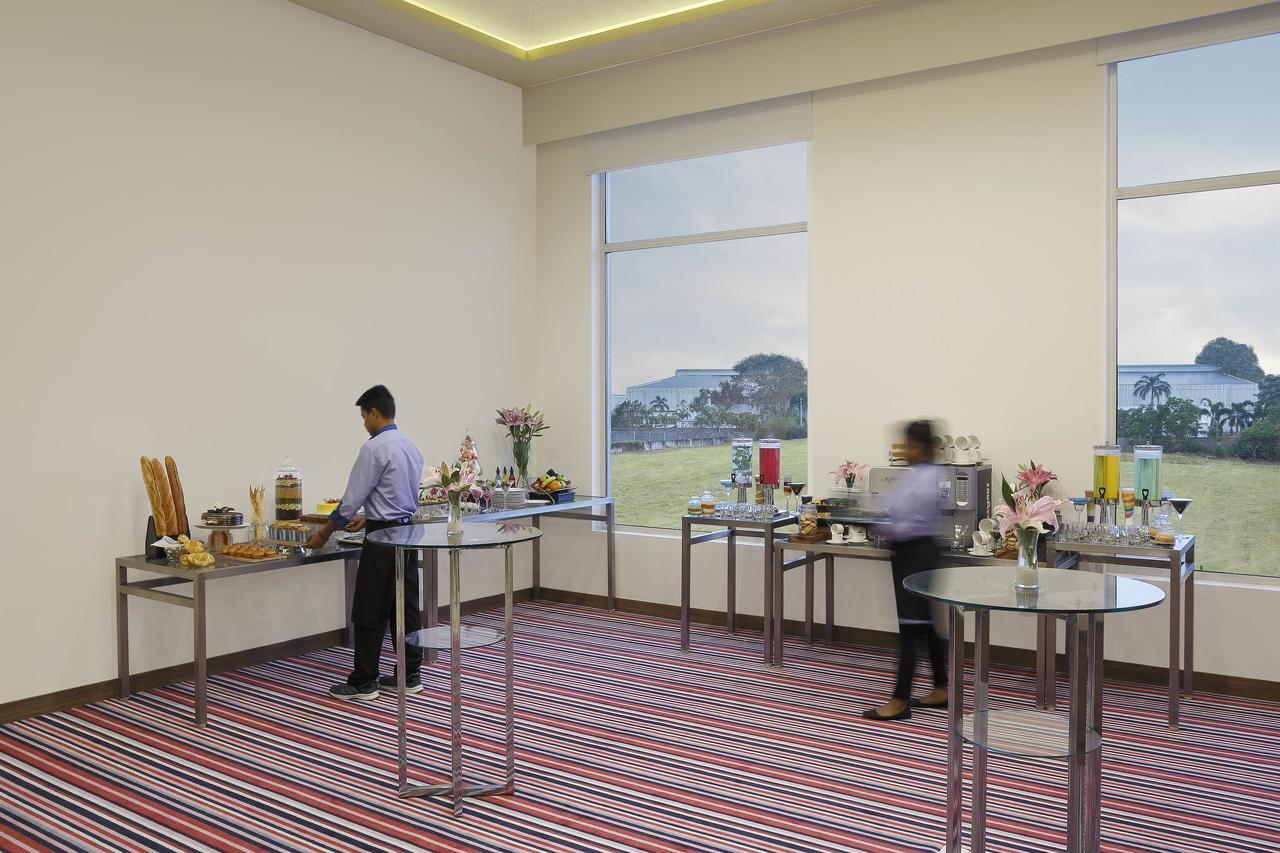 Mercure Chennai Sriperumbudur Εξωτερικό φωτογραφία